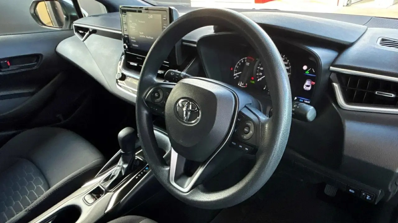 2022 Toyota Corolla Gallery Image 8