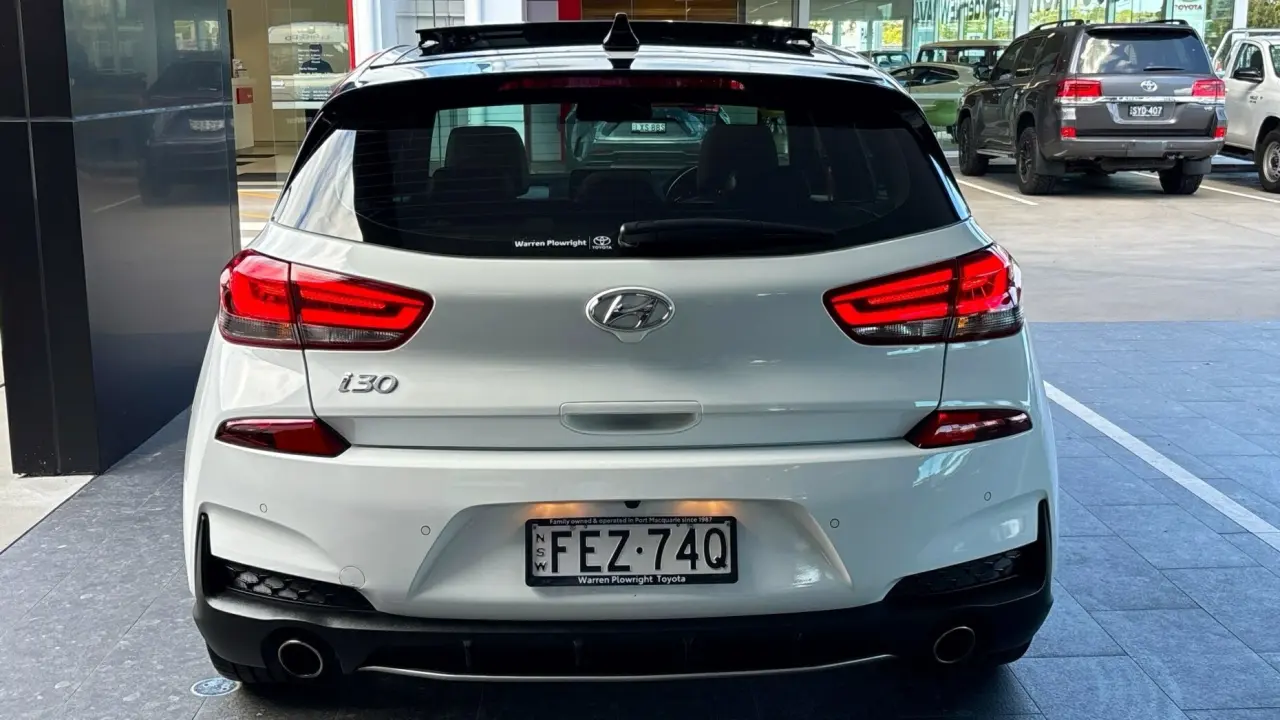 2022 HYUNDAI i30 Gallery Image 7