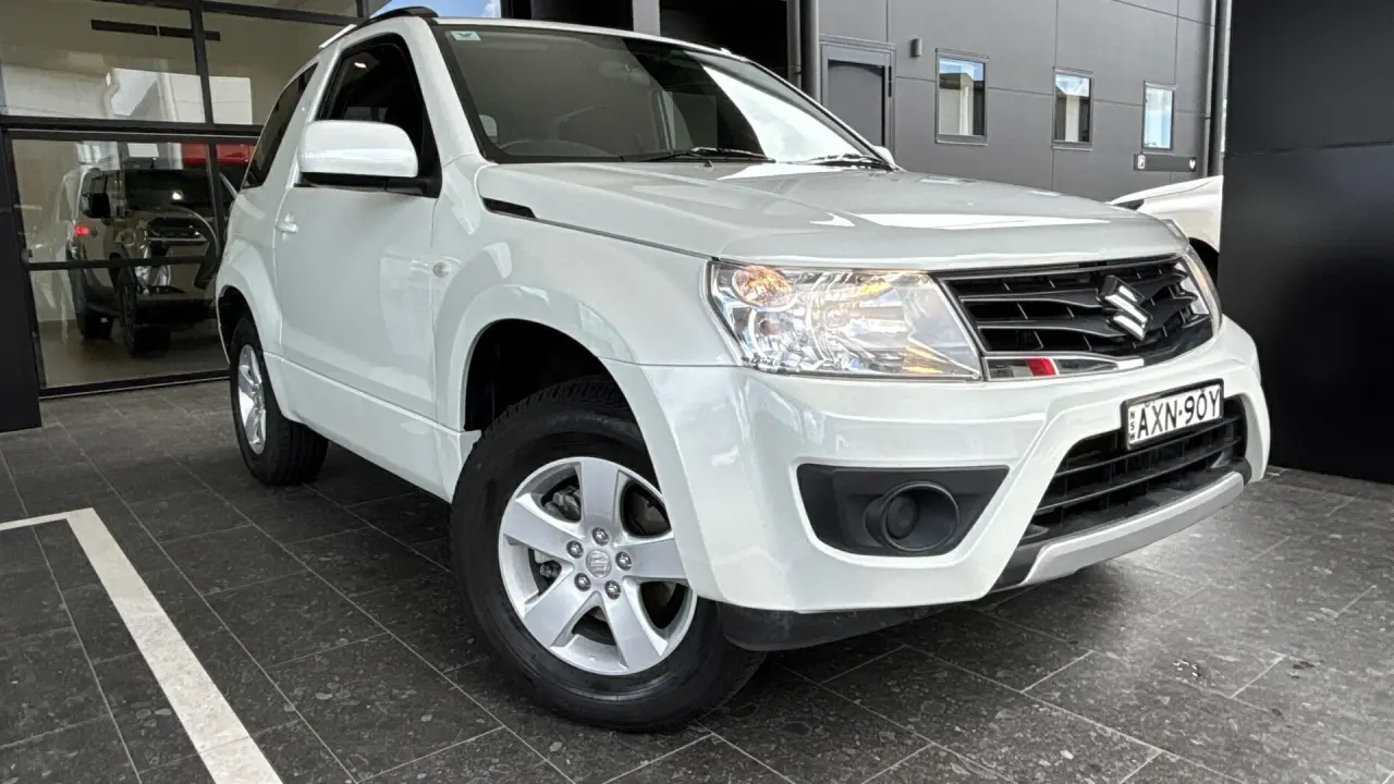 2017 SUZUKI GRAND VITARA Gallery Image 1