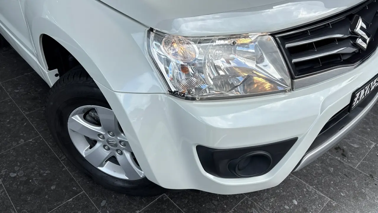 2017 SUZUKI GRAND VITARA Gallery Image 3