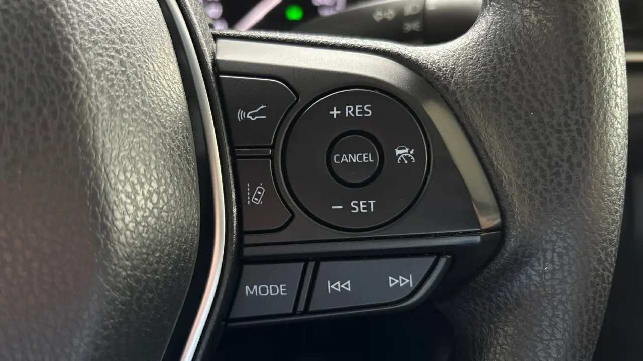 2024 Toyota Camry Hybrid Gallery Image 15