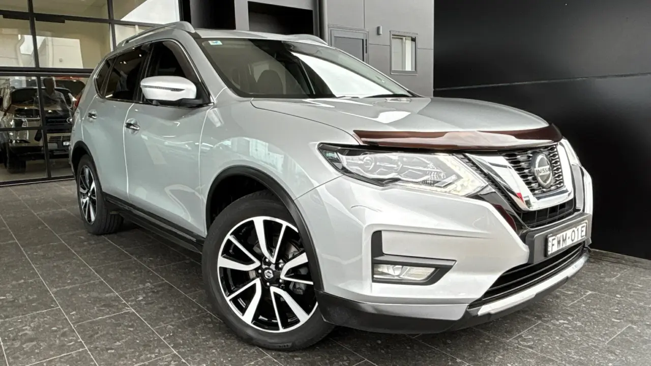 2021 NISSAN X-TRAIL Gallery Image 1