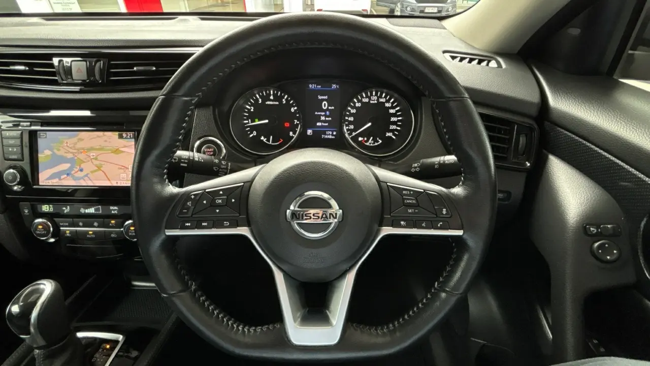 2021 NISSAN X-TRAIL Gallery Image 10