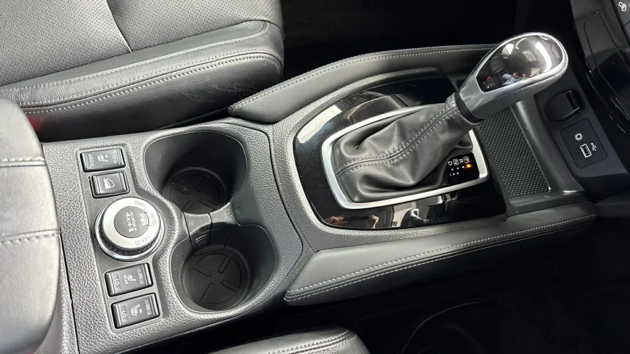 2021 NISSAN X-TRAIL Gallery Image 13