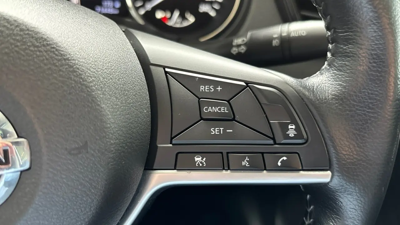 2021 NISSAN X-TRAIL Gallery Image 16