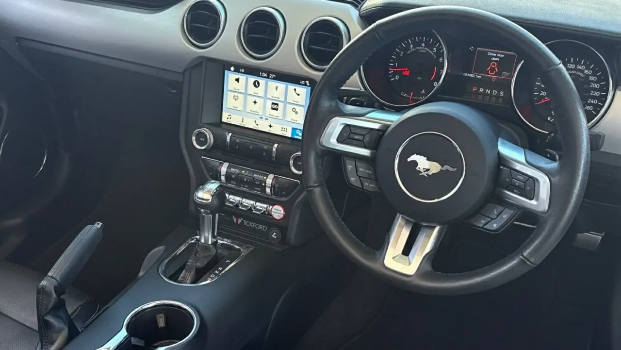 2016 FORD MUSTANG Gallery Image 11