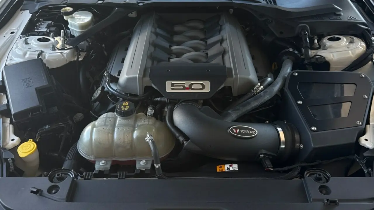 2016 FORD MUSTANG Gallery Image 21