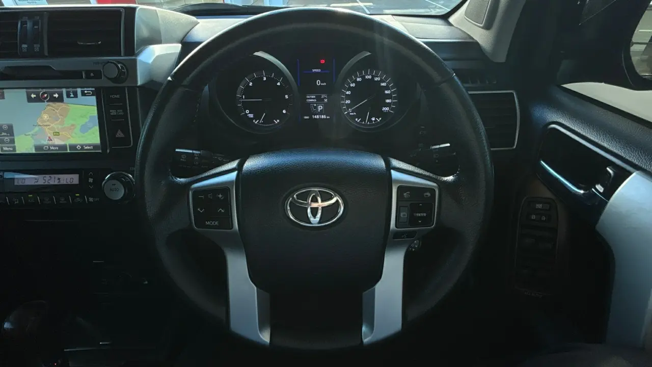 2017 Toyota Prado Gallery Image 10