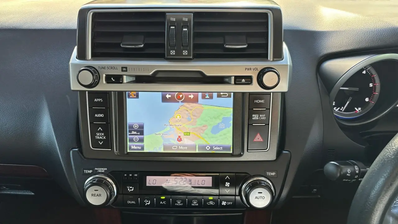 2017 Toyota Prado Gallery Image 12