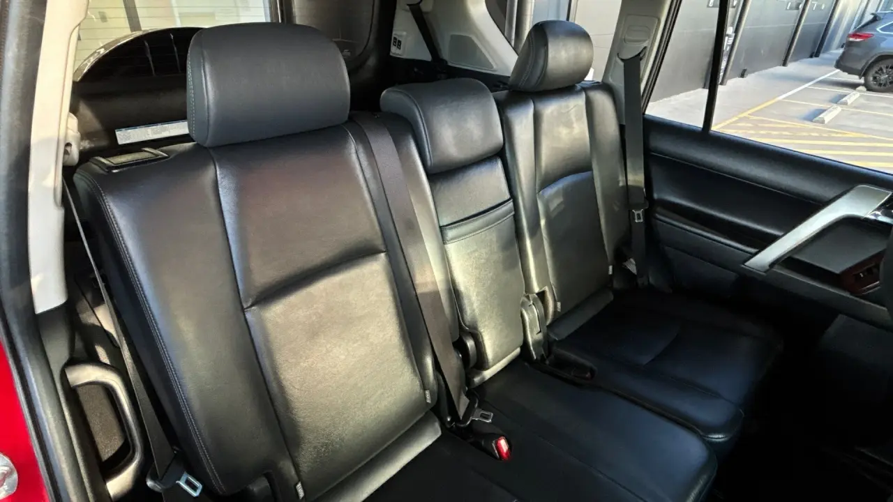 2017 Toyota Prado Gallery Image 8