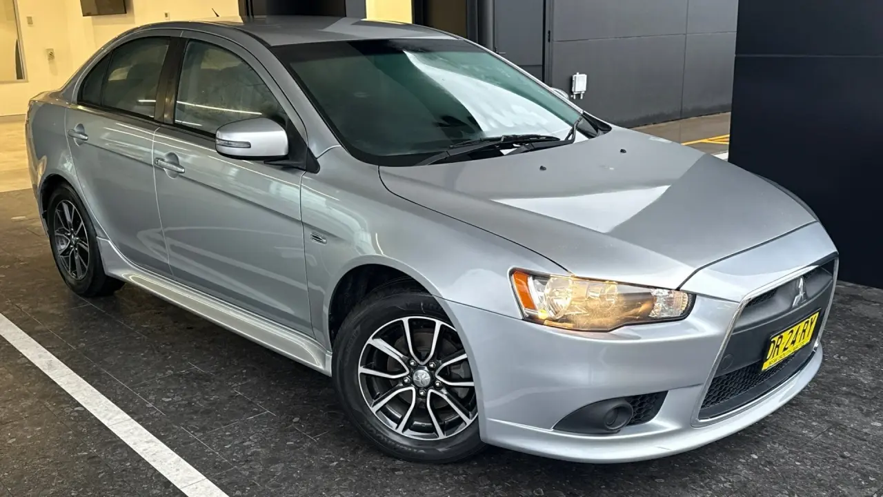 2014 MITSUBISHI LANCER Gallery Image 1
