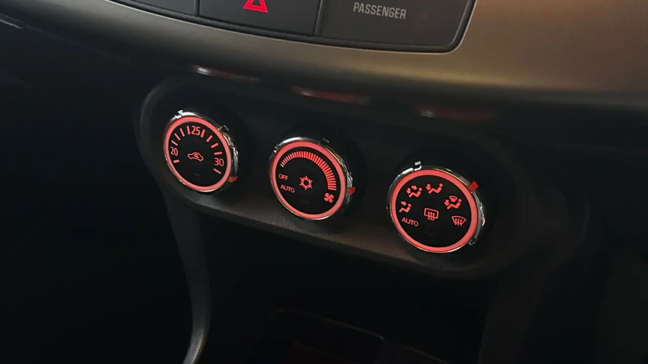2014 MITSUBISHI LANCER Gallery Image 14