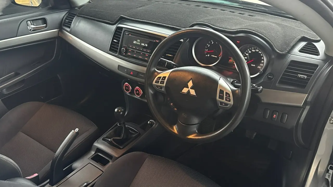 2014 MITSUBISHI LANCER Gallery Image 9