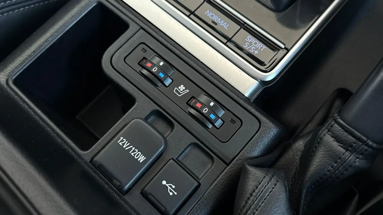 2020 Toyota Prado Gallery Image 17