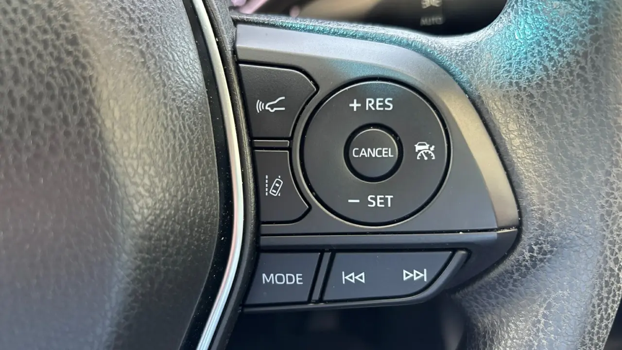 2024 Toyota Camry Hybrid Gallery Image 15