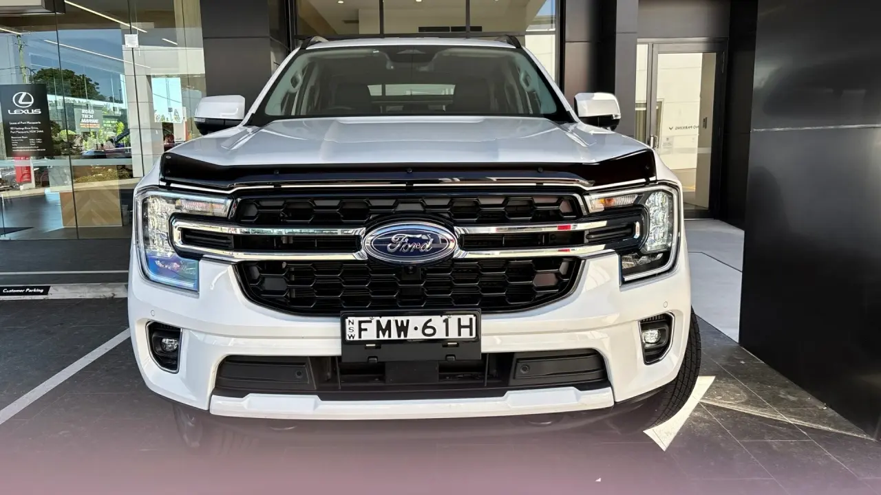2024 FORD EVEREST Gallery Image 2