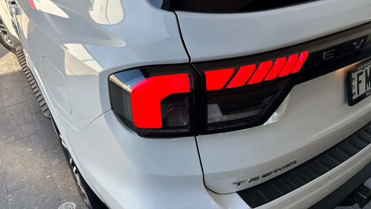 2024 FORD EVEREST Gallery Image 4