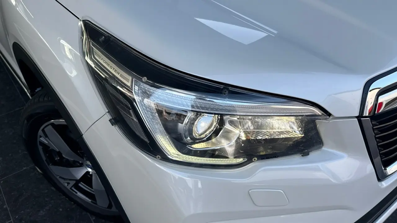 2019 SUBARU FORESTER Gallery Image 3
