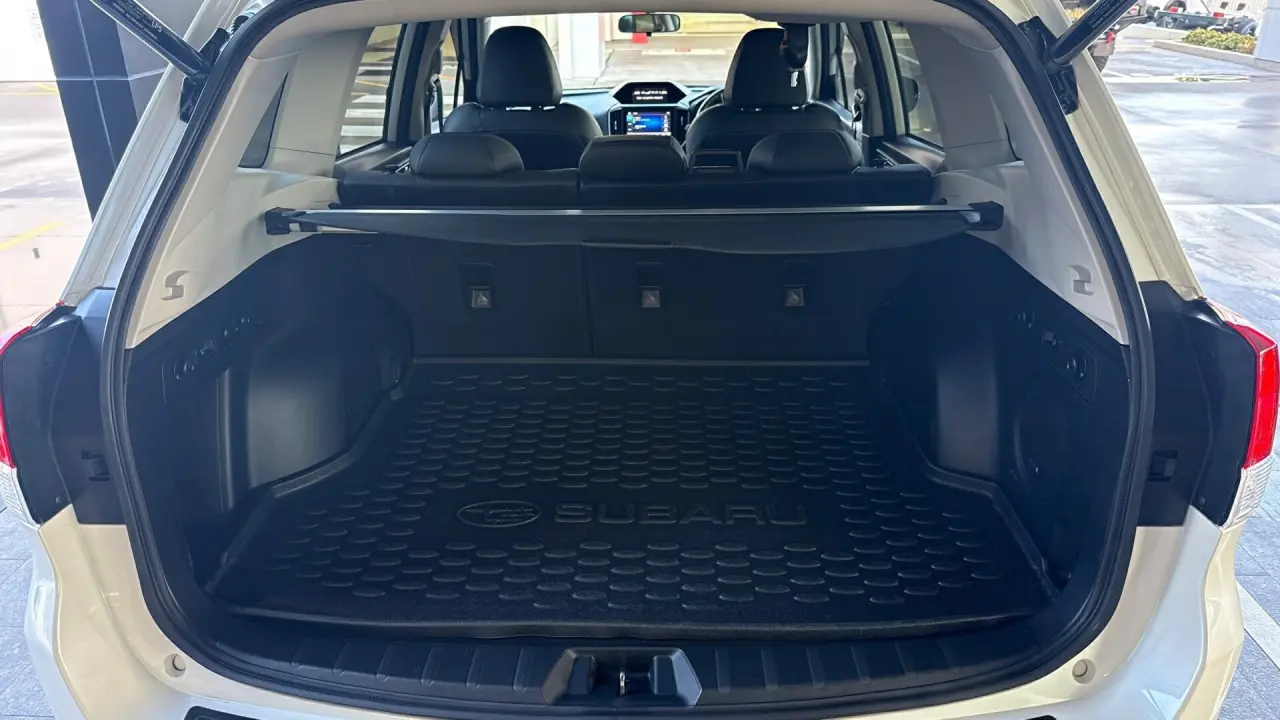 2019 SUBARU FORESTER Gallery Image 6