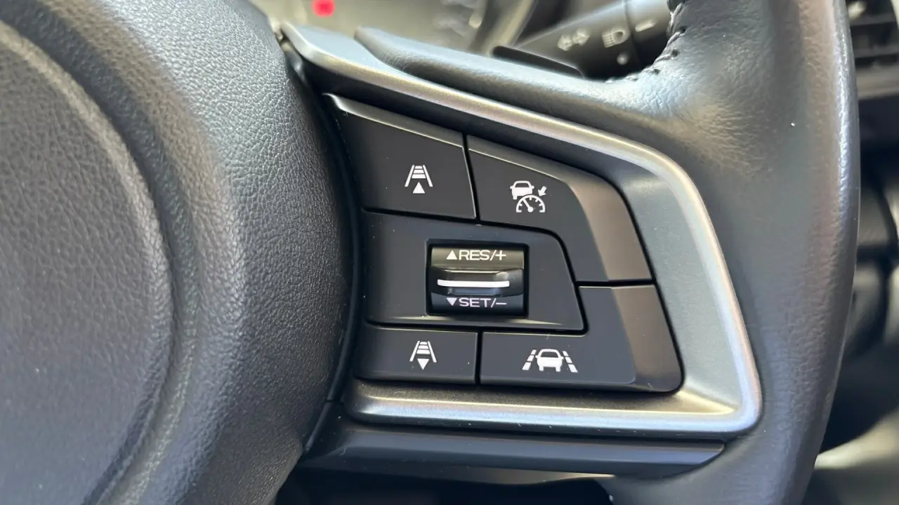 2019 SUBARU IMPREZA Gallery Image 16