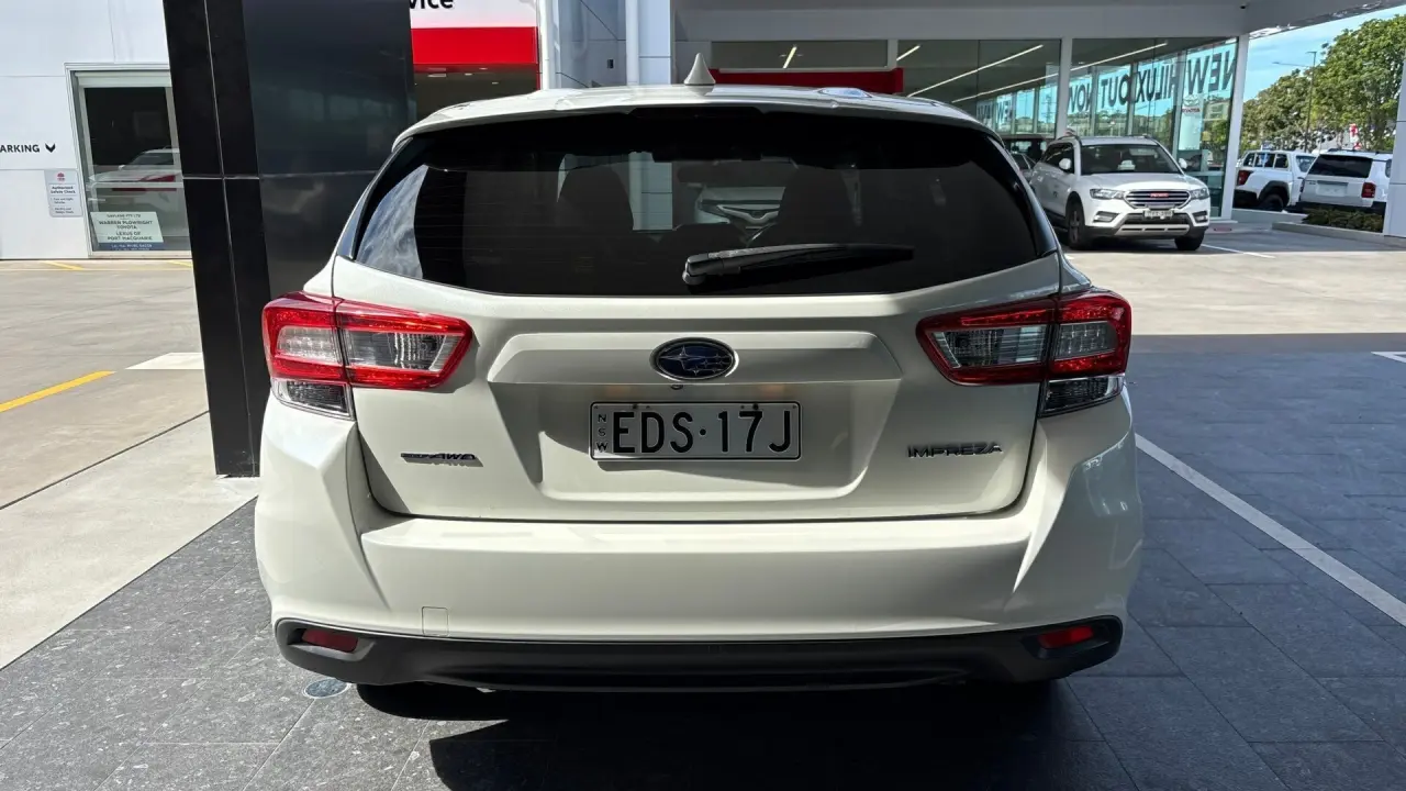 2019 SUBARU IMPREZA Gallery Image 6