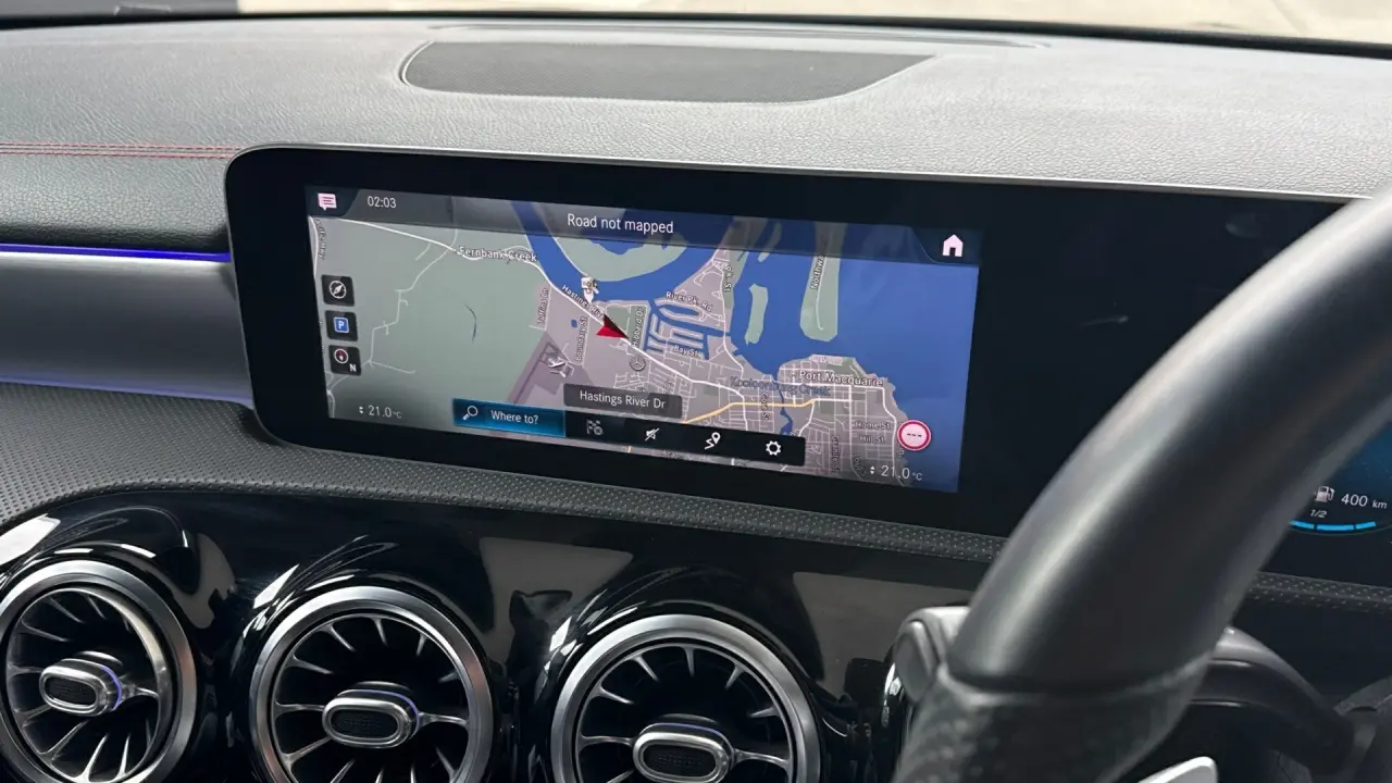2019 MERCEDES-BENZ CLA Gallery Image 15