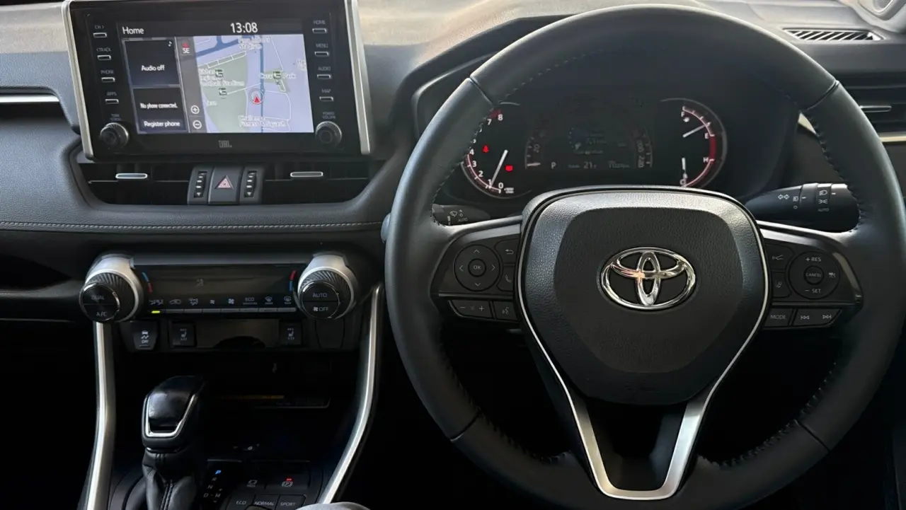 2021 Toyota RAV4 Gallery Image 10