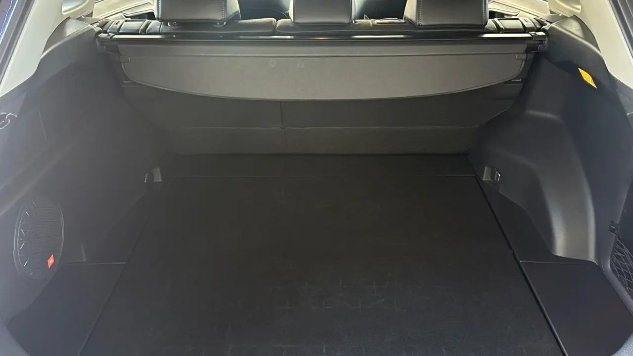 2021 Toyota RAV4 Gallery Image 6