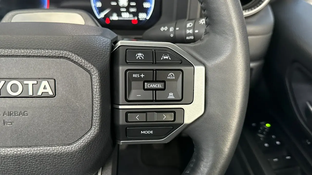 2024 Toyota Prado Gallery Image 14