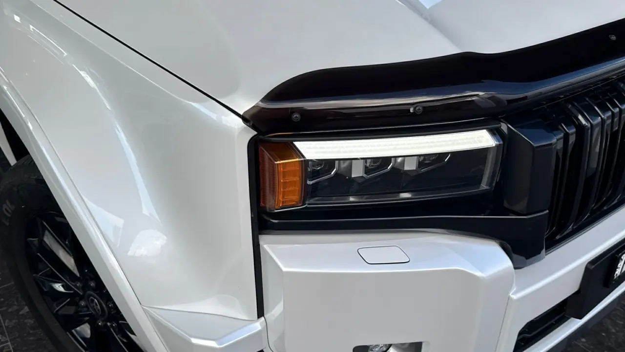 2024 Toyota Prado Gallery Image 3