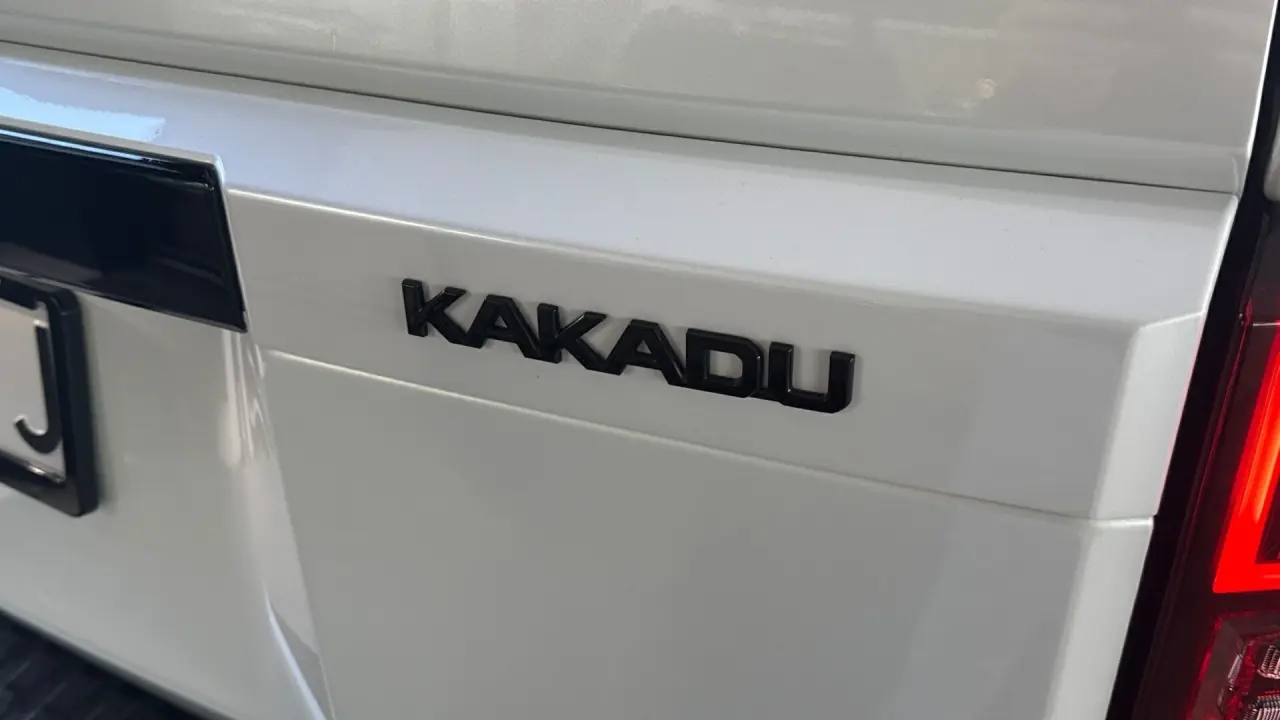 2024 Toyota Prado Gallery Image 6