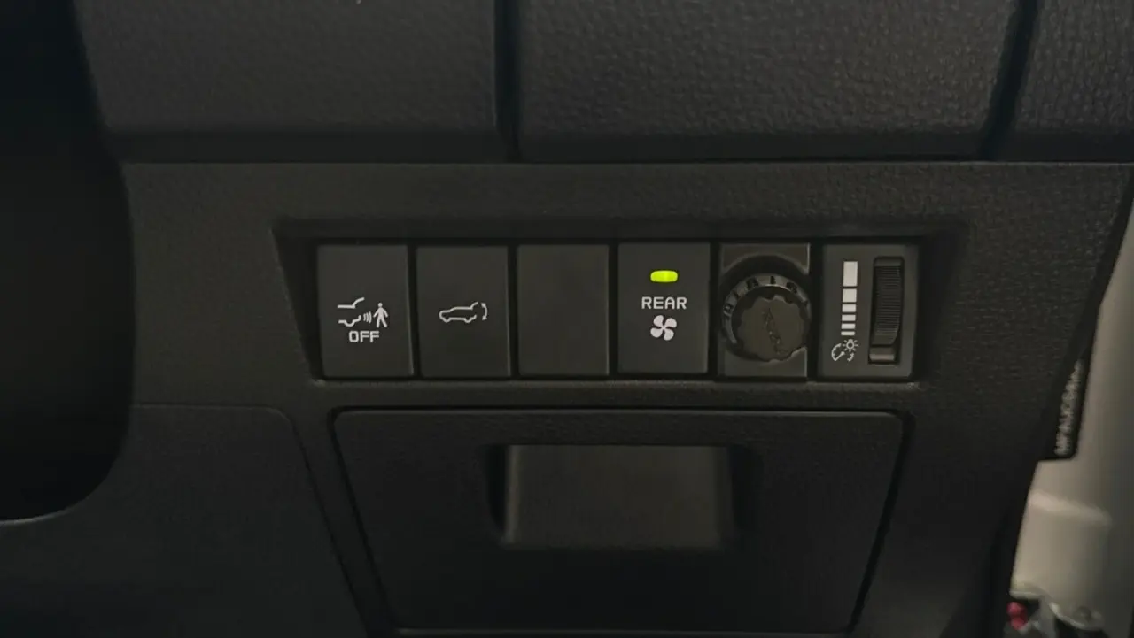 2023 ISUZU MU-X Gallery Image 21