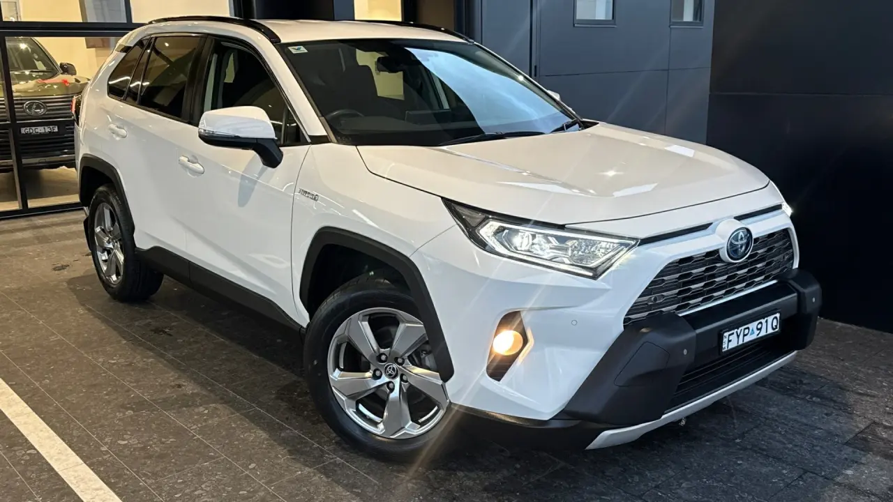 2019 Toyota Rav4 Hybrid Image