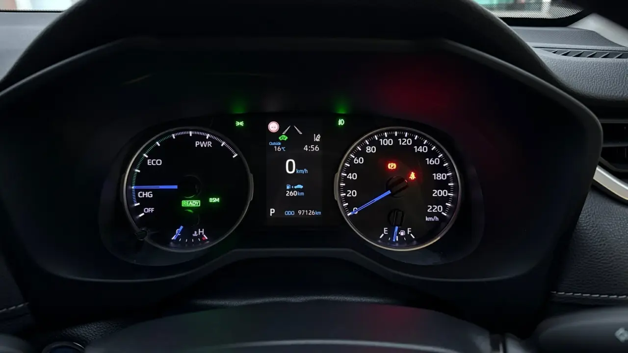 2019 Toyota Rav4 Hybrid Gallery Image 15