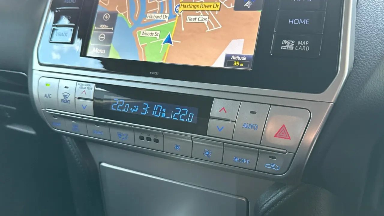2018 Toyota Prado Gallery Image 13