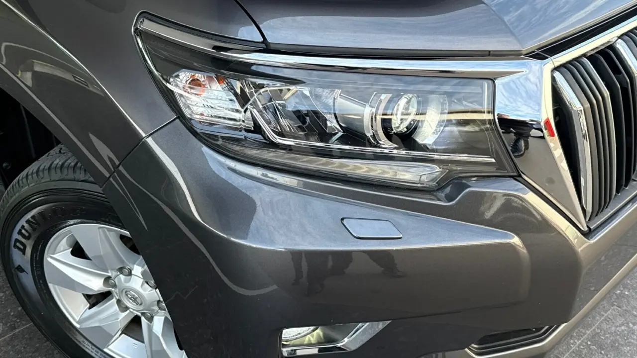 2018 Toyota Prado Gallery Image 3