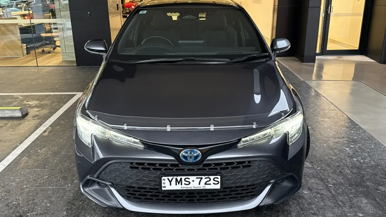 2024 Toyota Corolla Gallery Image 2