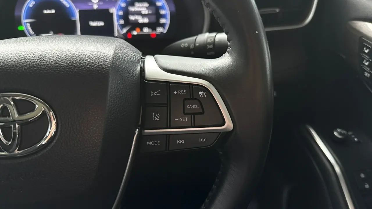 2023 Toyota Kluger Hybrid Gallery Image 11