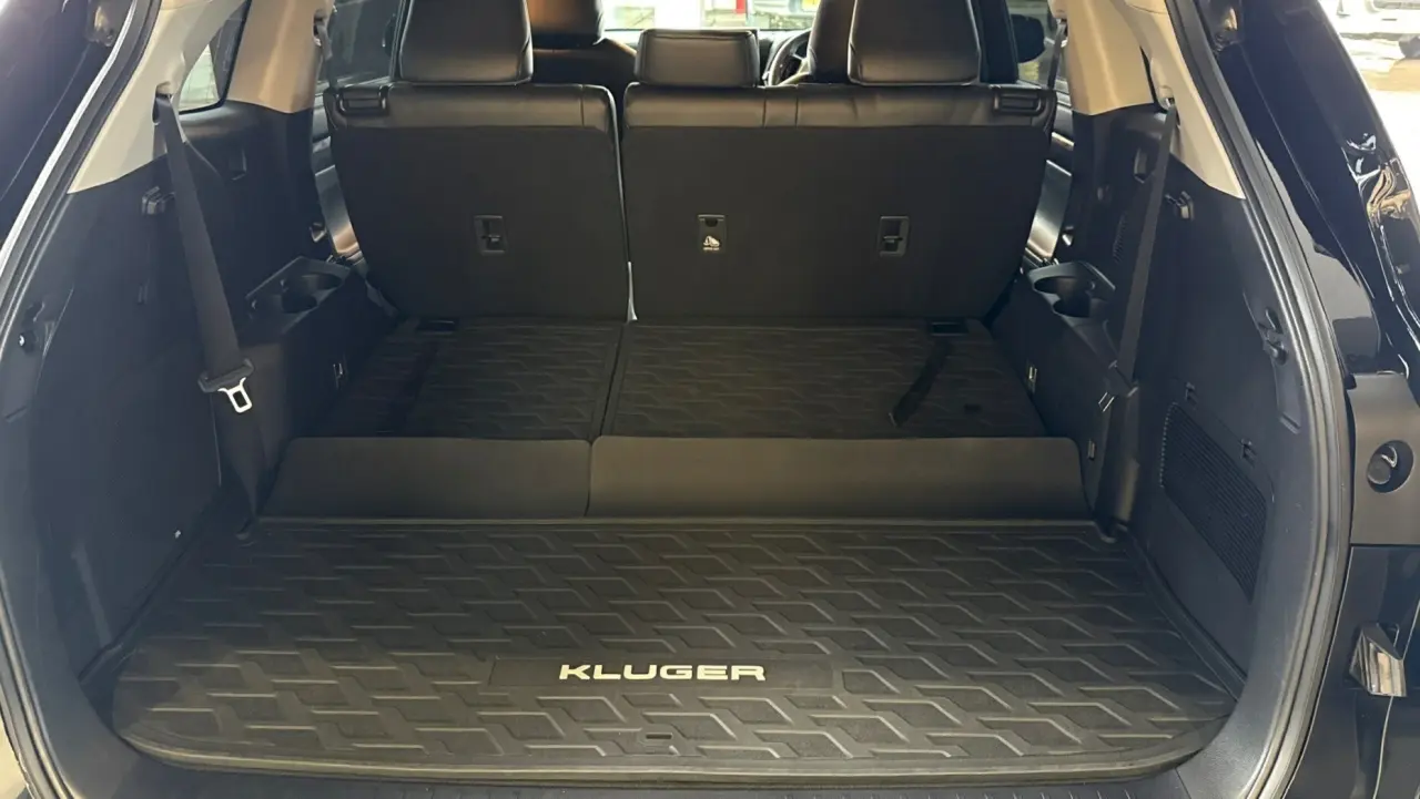 2023 Toyota Kluger Hybrid Gallery Image 5