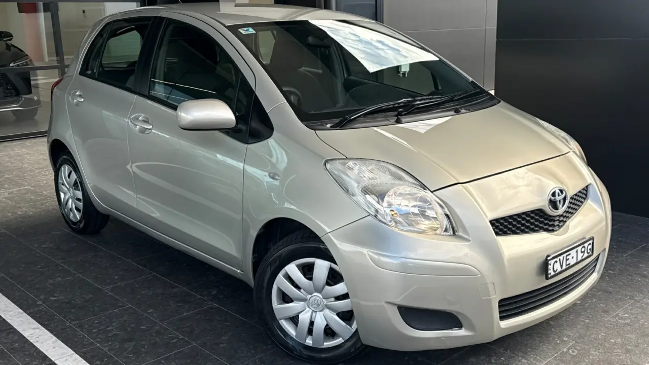 2010 Toyota Yaris Gallery Image 1
