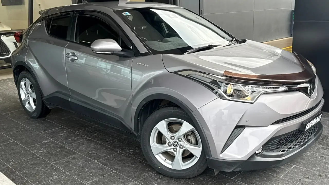 2018 Toyota C-HR Gallery Image 1