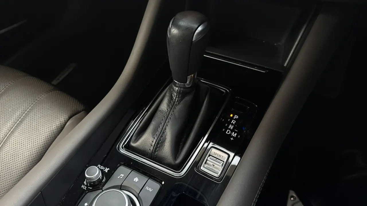 2019 MAZDA MAZDA6 Gallery Image 18