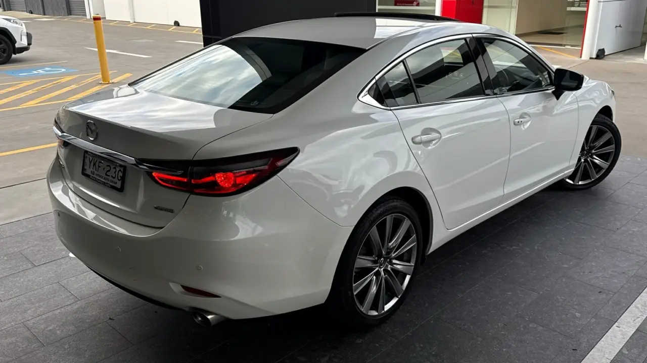 2019 MAZDA MAZDA6 Gallery Image 4
