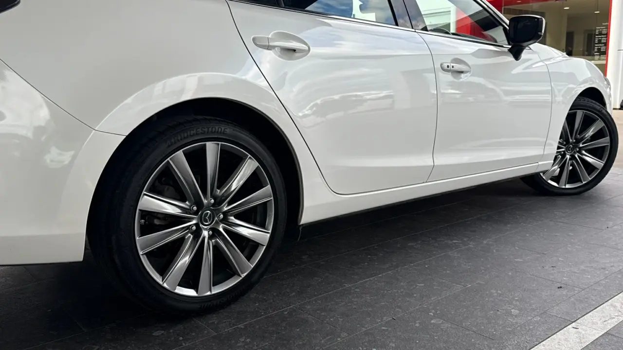 2019 MAZDA MAZDA6 Gallery Image 5