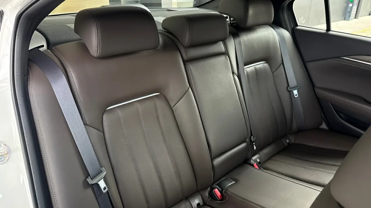 2019 MAZDA MAZDA6 Gallery Image 9