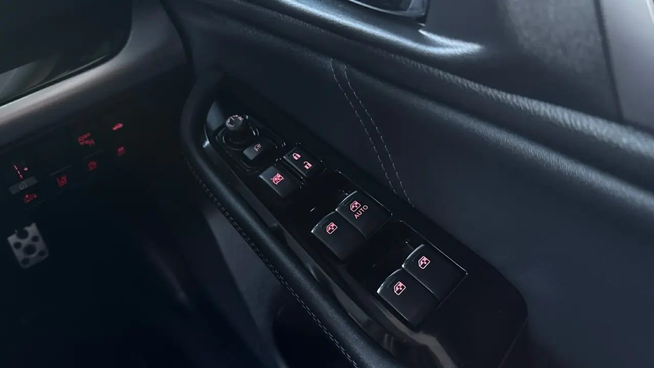 2020 SUBARU LIBERTY Gallery Image 18