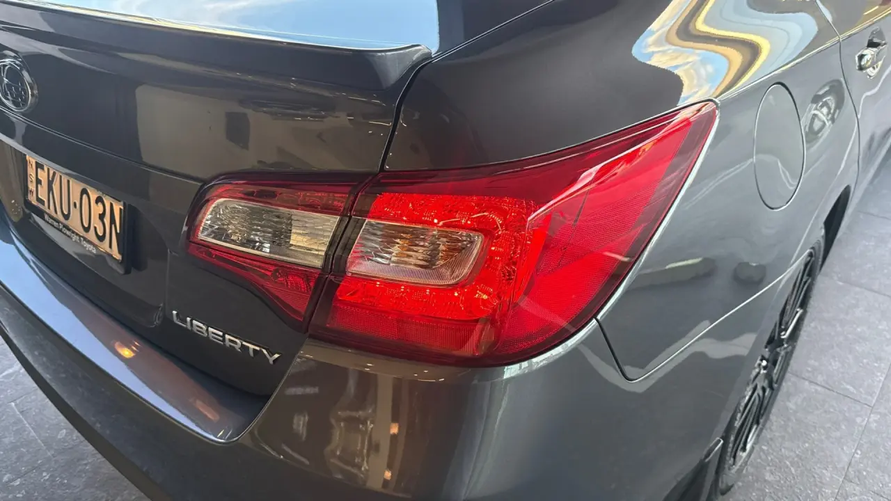 2020 SUBARU LIBERTY Gallery Image 6