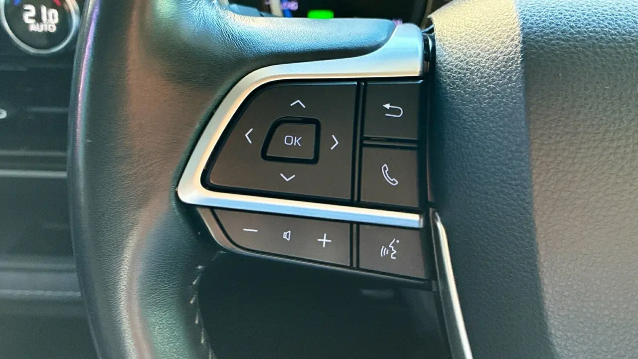 2021 Toyota Kluger Hybrid Gallery Image 16