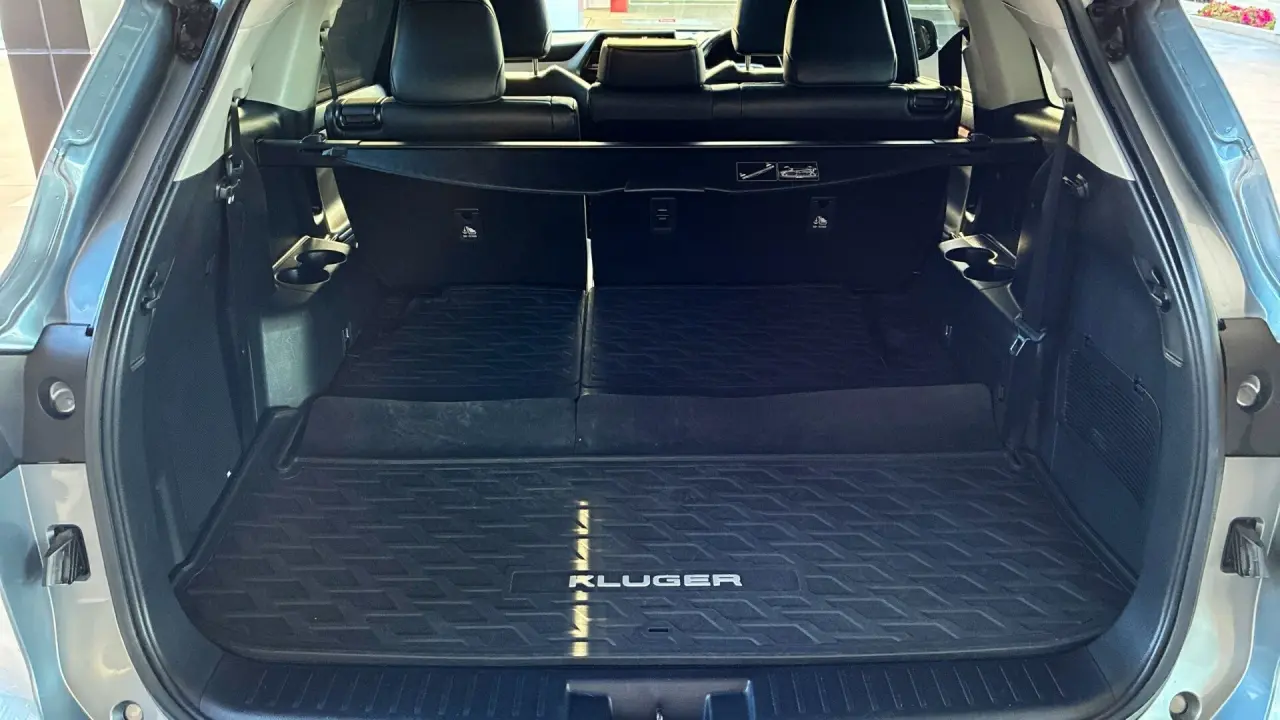 2021 Toyota Kluger Hybrid Gallery Image 8