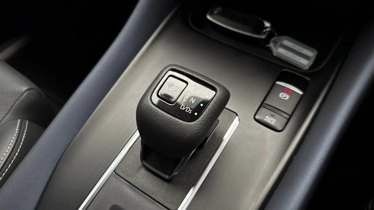 2023 NISSAN QASHQAI Gallery Image 16